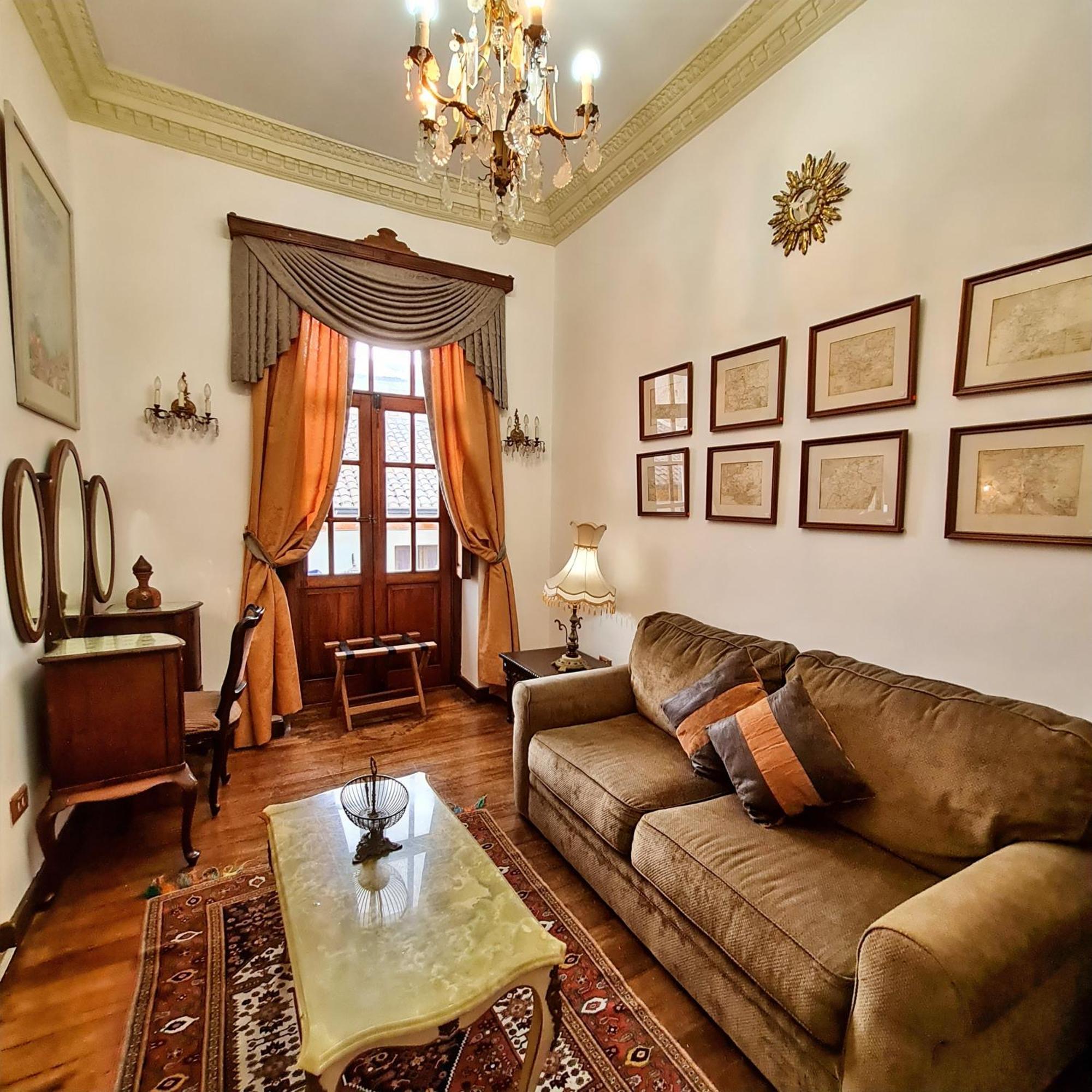 Hotel Boutique Casa San Marcos Кито Экстерьер фото