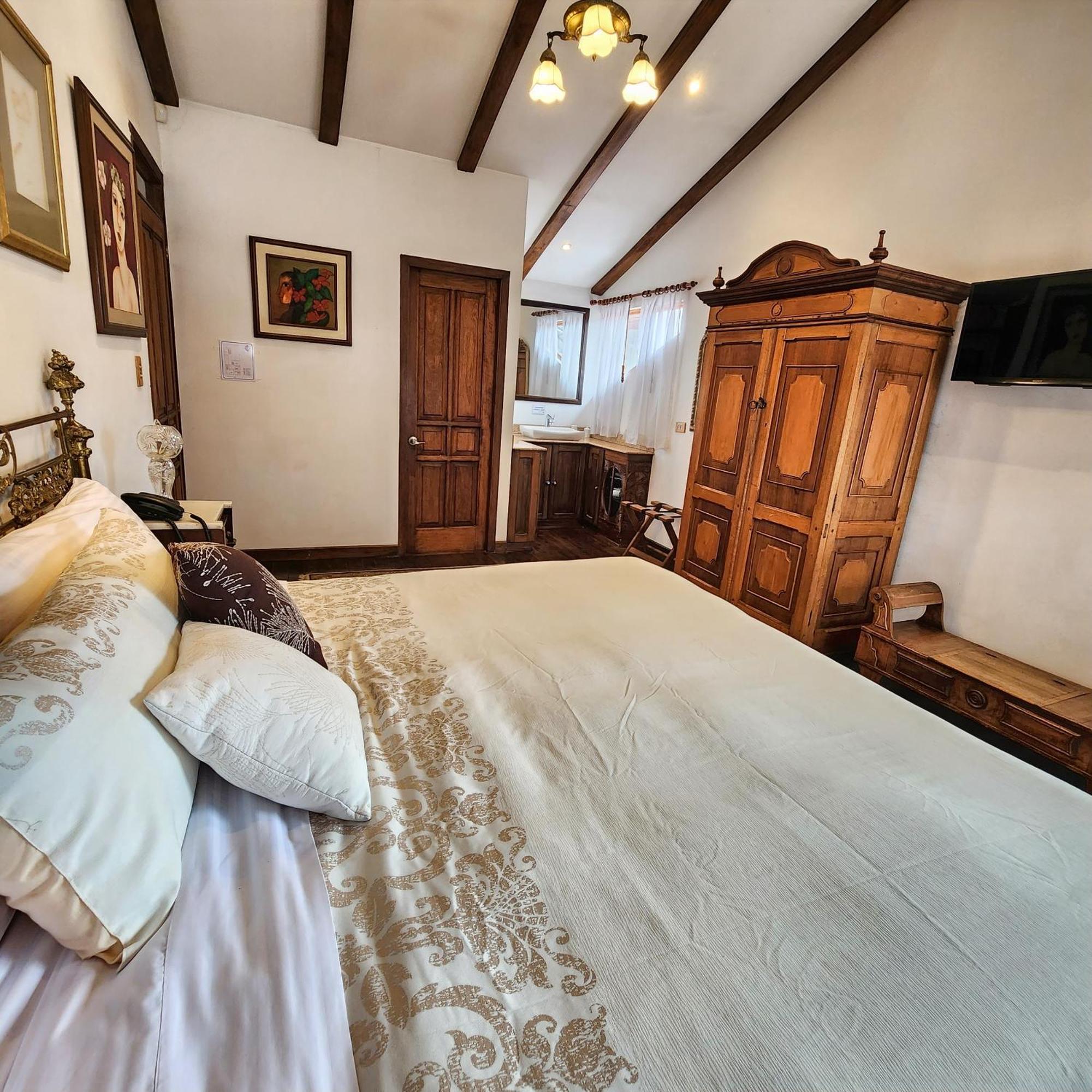 Hotel Boutique Casa San Marcos Кито Экстерьер фото